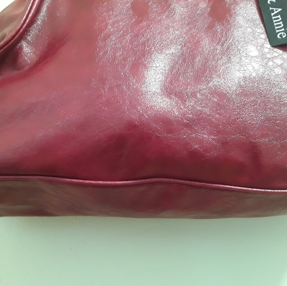 Beautiful Large Red Jac & Annie Bag - Picture 8 of 10